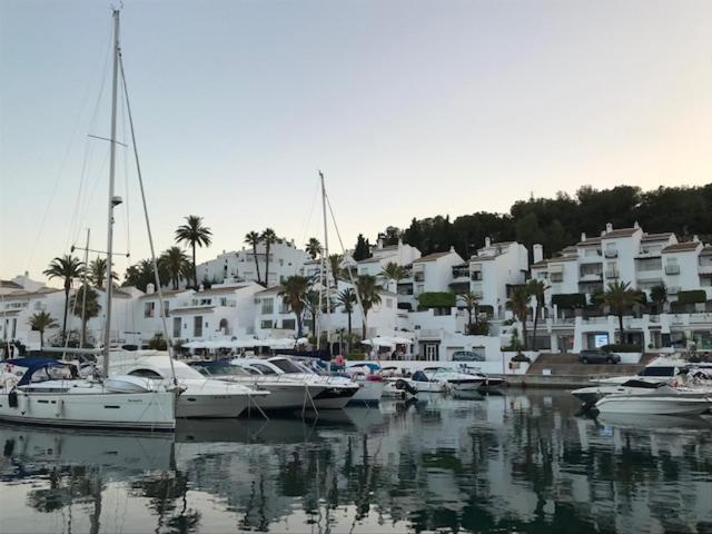 Cala Marina Apartment Ла Херадура Екстериор снимка